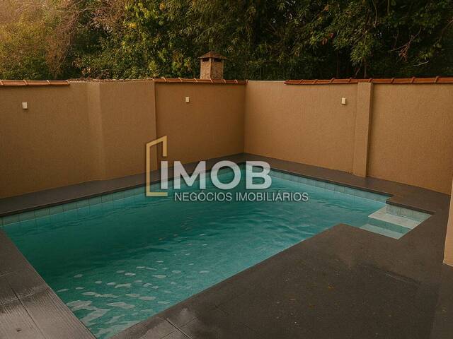 #98 - Casa para Venda em Santa Rosa - RS - 2