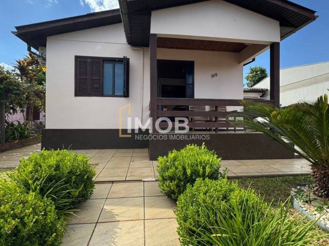 #152 - Casa para Venda em Santa Rosa - RS