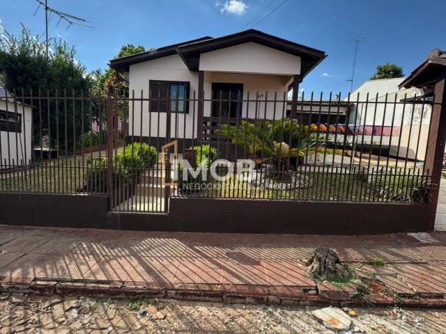 #152 - Casa para Venda em Santa Rosa - RS