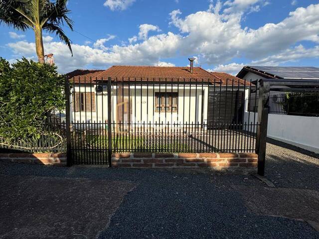 #158 - Casa para Venda em Santa Rosa - RS