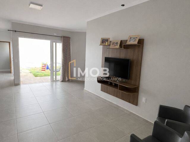 #176 - Casa para Venda em Santa Rosa - RS