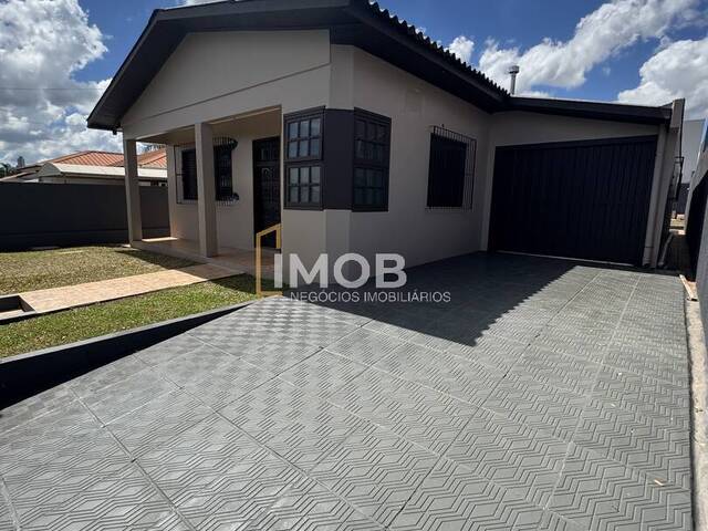 #145 - Casa para Venda em Santa Rosa - RS