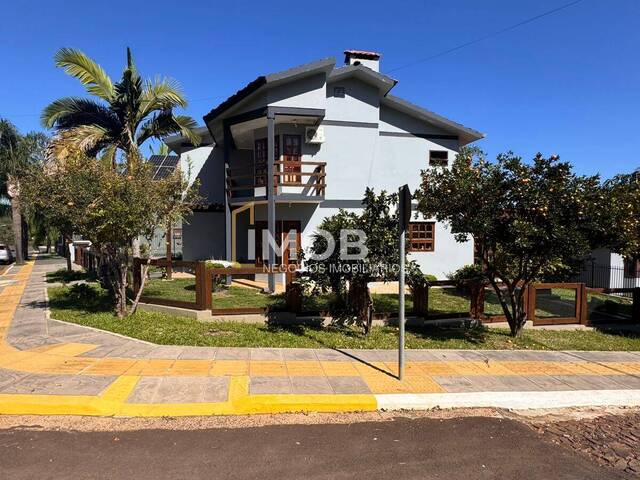 #194 - Casa para Venda em Santa Rosa - RS